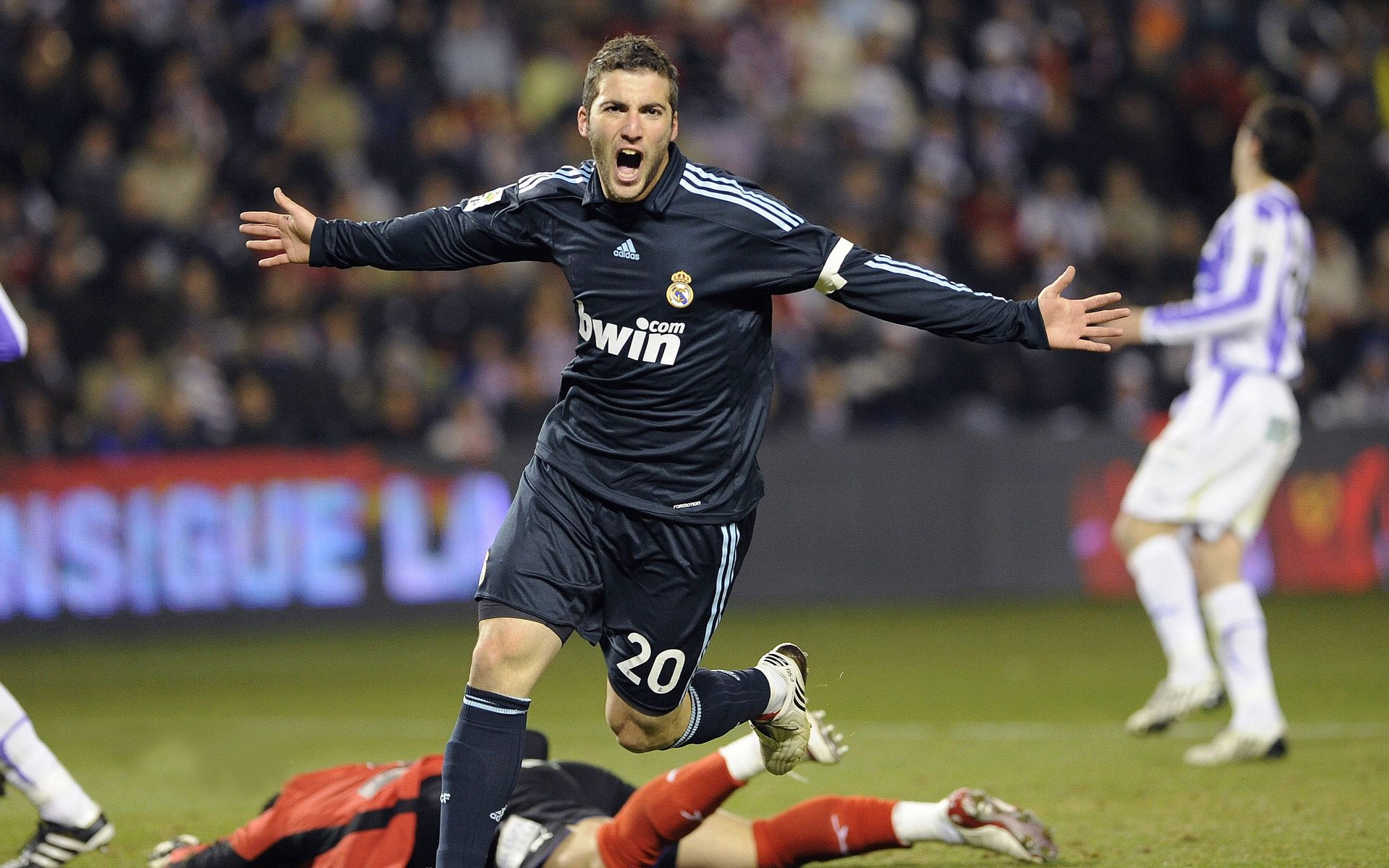 车手专访:比赛中的压力与应对策略,参加比赛压力好大